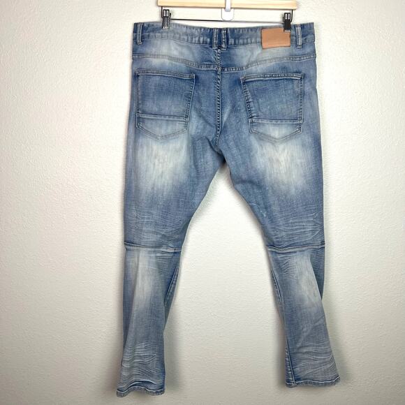 Smoke Rise Jeans Mens Size 38x32 Distressed Ripped Light Wash Slim Fit Denim - Picture 2 of 13